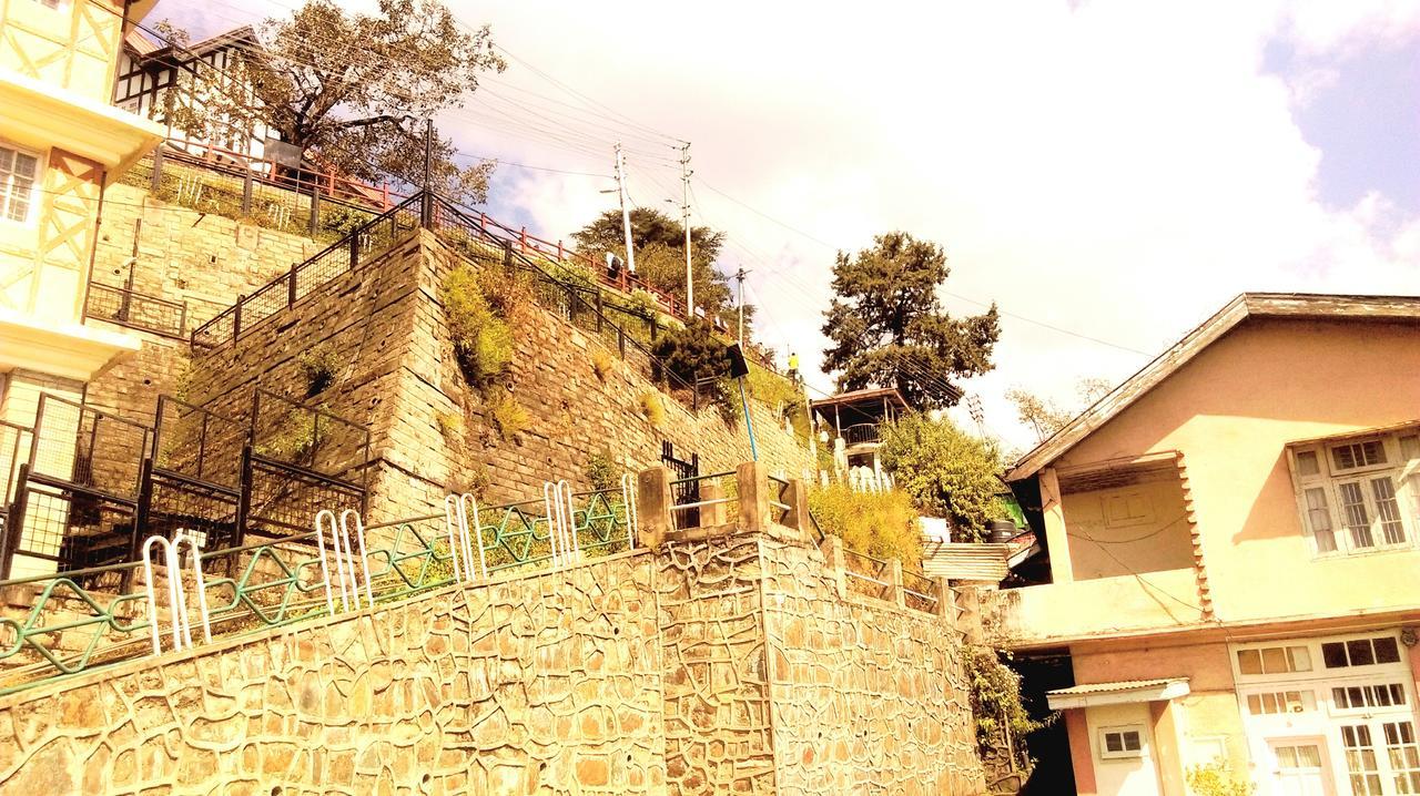 The Thistle Lodge Shimla Exteriör bild